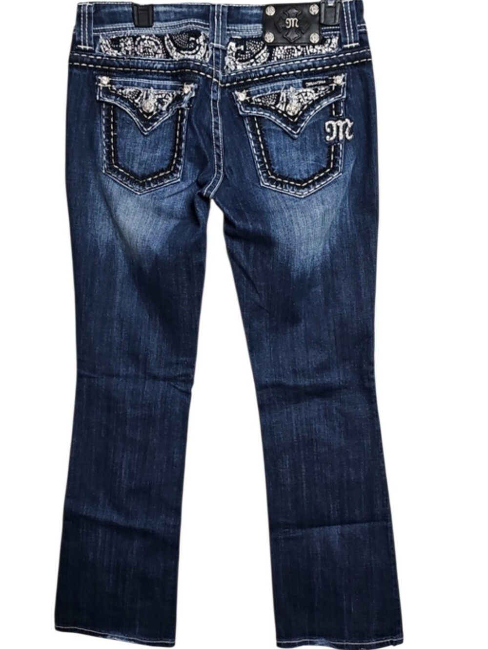 💥Miss Me Easy Bootcut Jeans. Women's: Waist 28x33 Inseam.